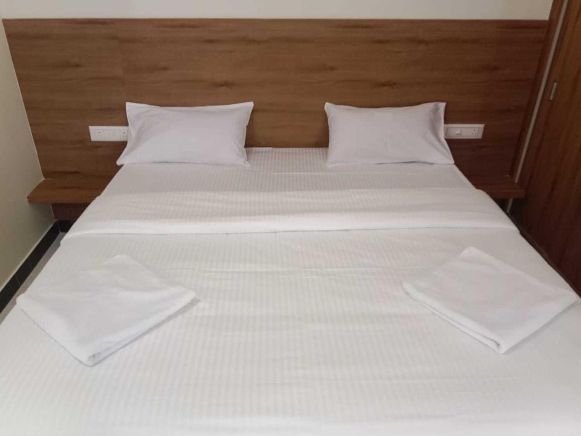 Royal Kitchen Hotel Hirisave Luaran gambar