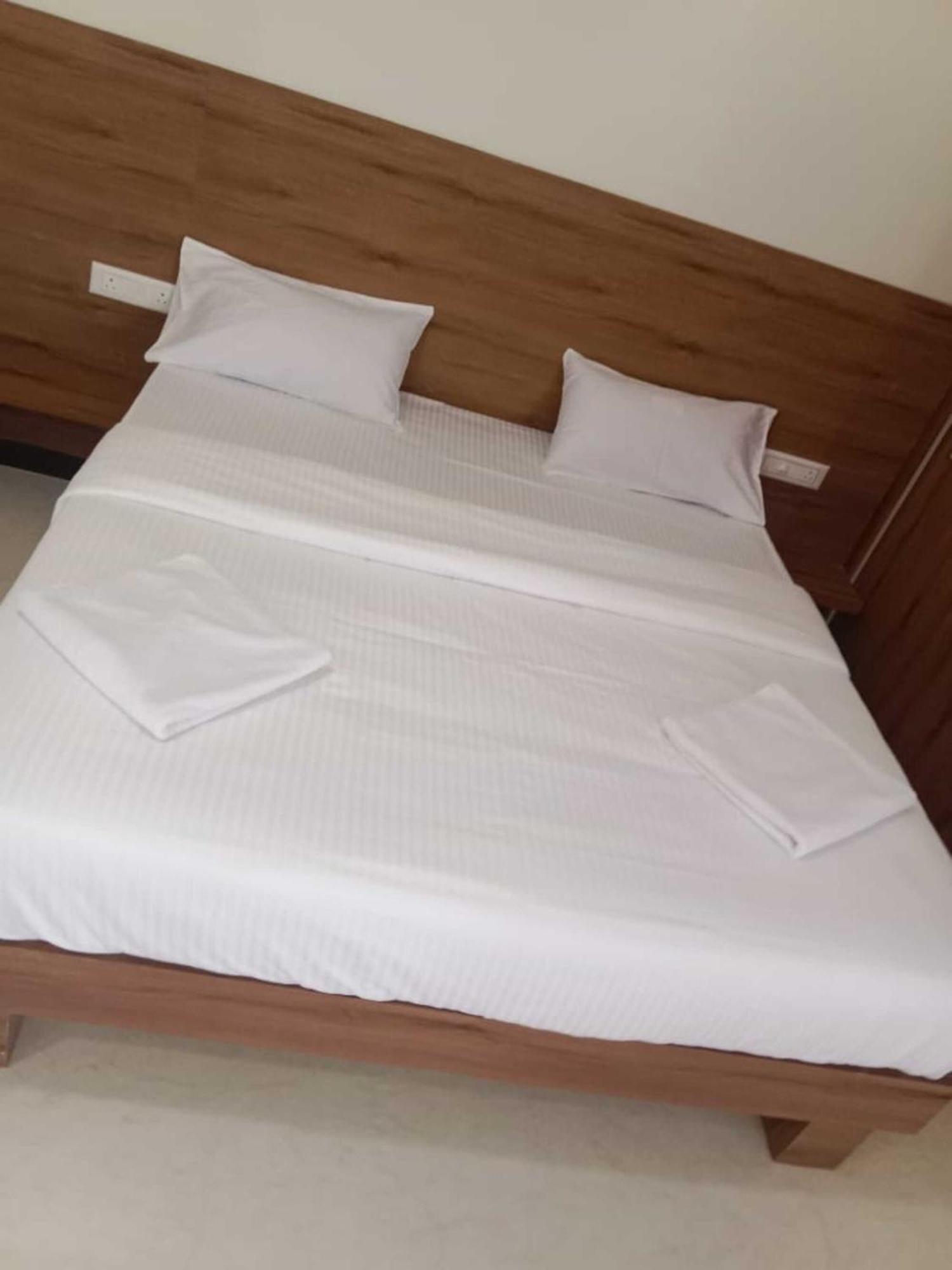 Royal Kitchen Hotel Hirisave Luaran gambar